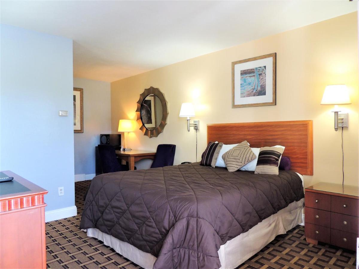 Windsor Motel Ґротон Екстер'єр фото